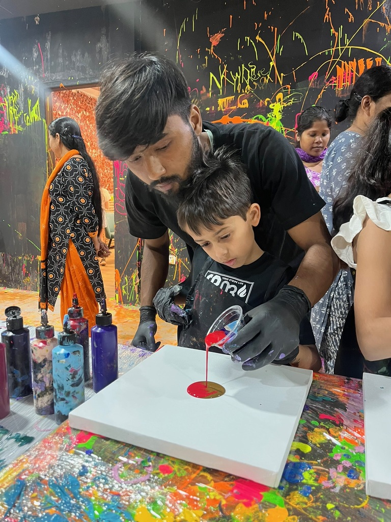 Neon splatter experience